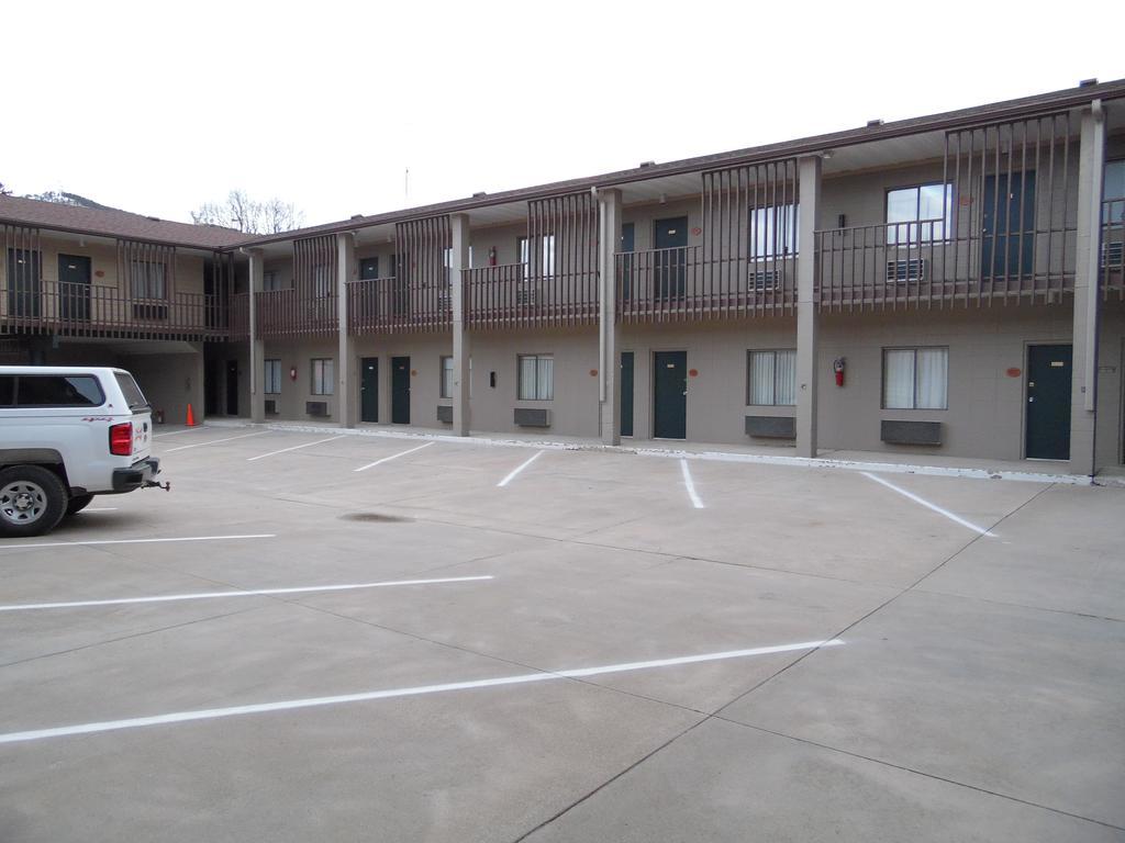 Bear Lodge Motel Sundance Dış mekan fotoğraf